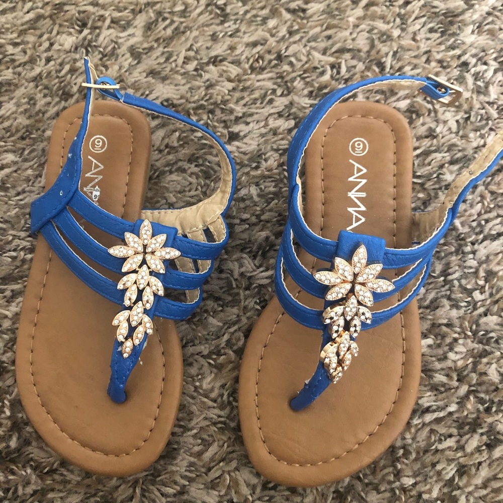 Little girls sandals size 9